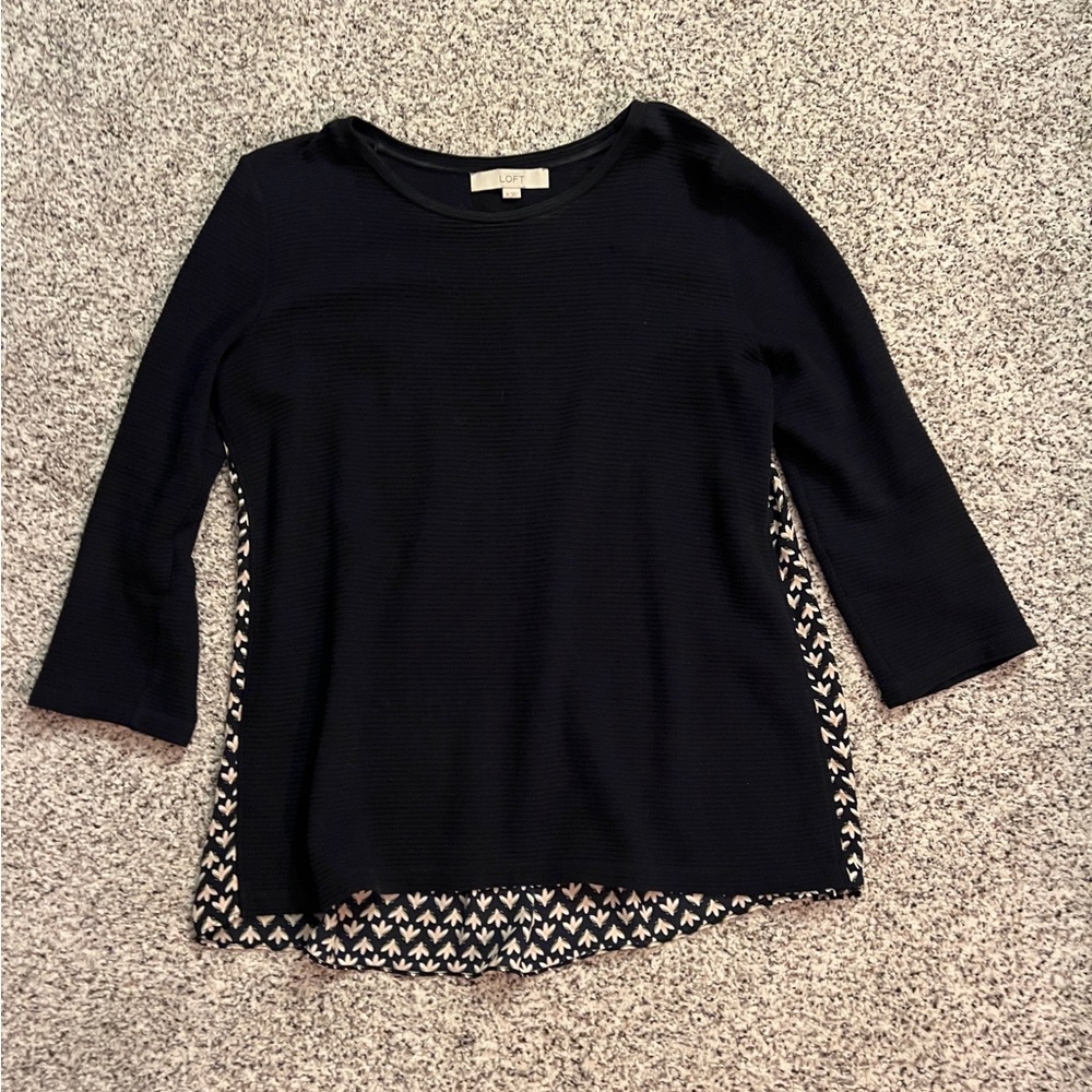 LOFT Elegant navy blue Top with 3 quarters sleeves